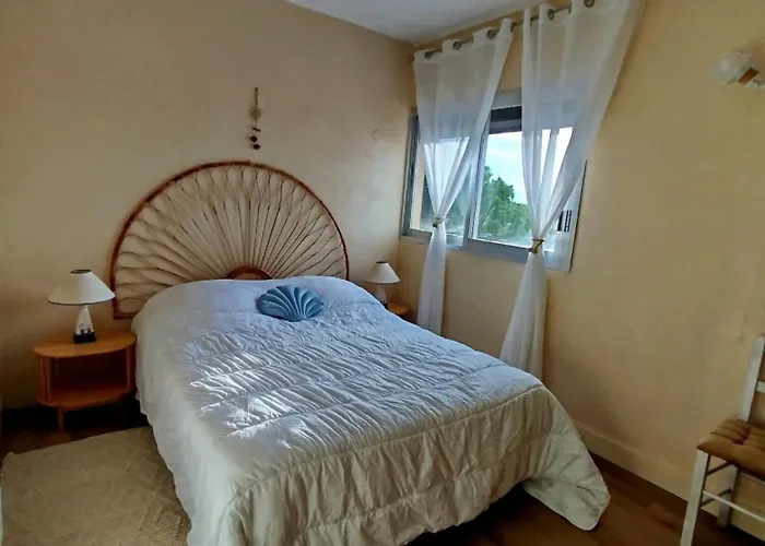 Appartement A 5Mn De La Mer Et Du Village De Noel - Draps Et Serviettes Non Fournis